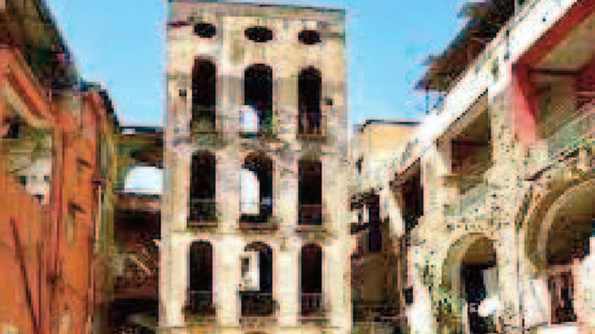 Il palazzo regno della camorra vesuviana sarà raso al suolo - 