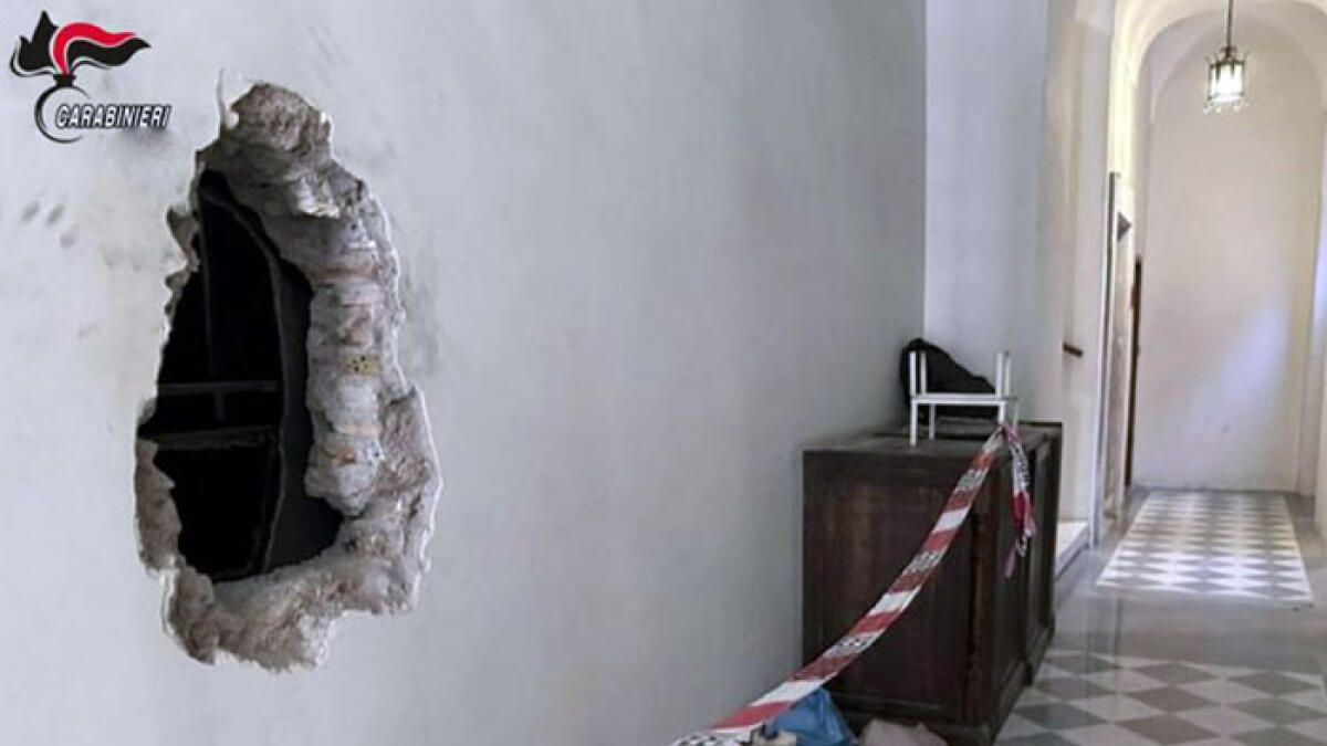 Banda del buco in gioielleria: una donna nella regia - 