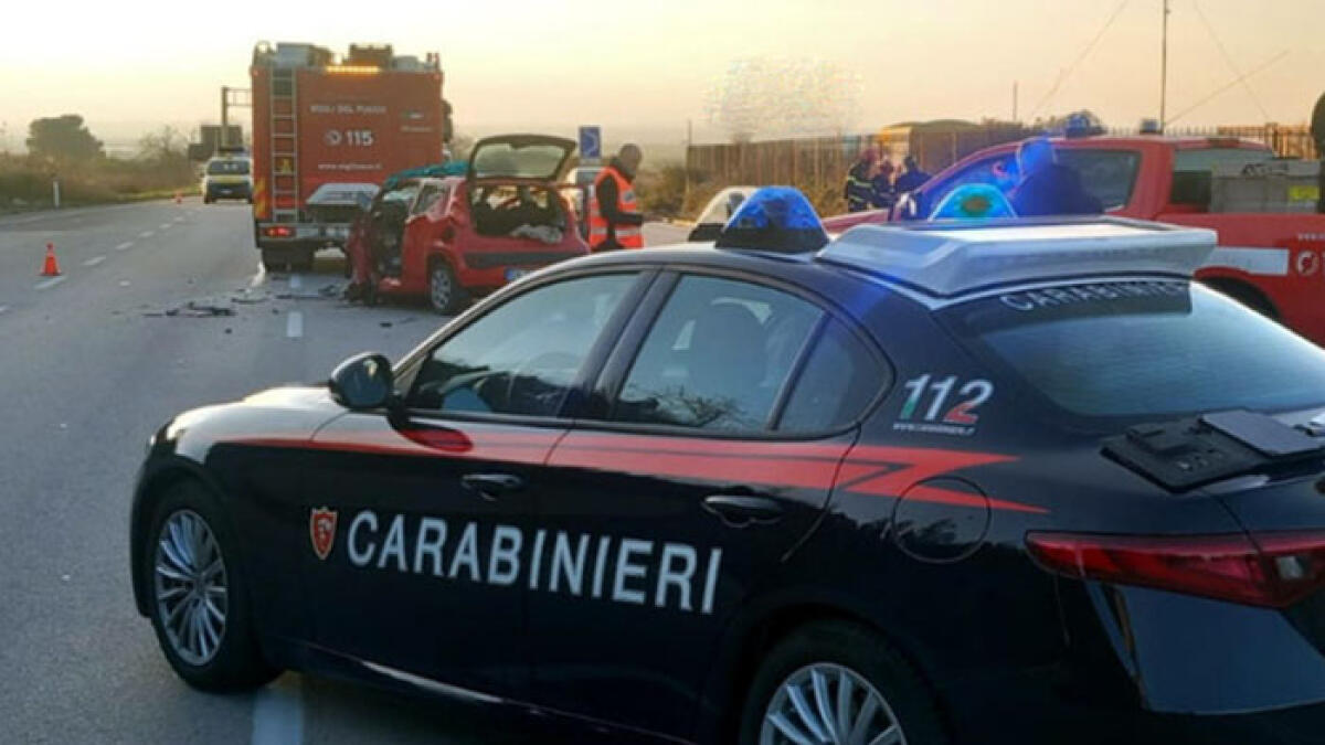 Incidente tra due auto sulla Statale: morte due donne ed un ragazzo - 