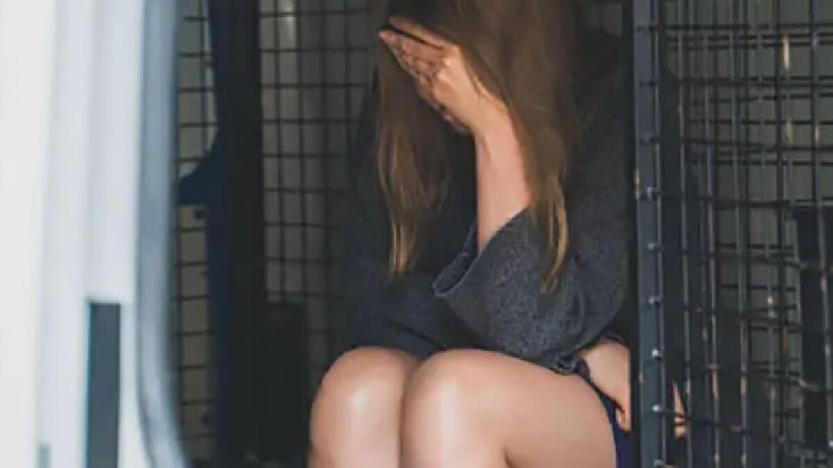 Ci risiamo: donna entra in carcere con la droga nelle parti intime - 