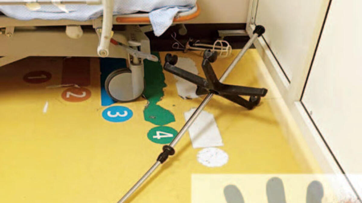 Pronto soccorso devastato e operatrice sanitaria ferita - 