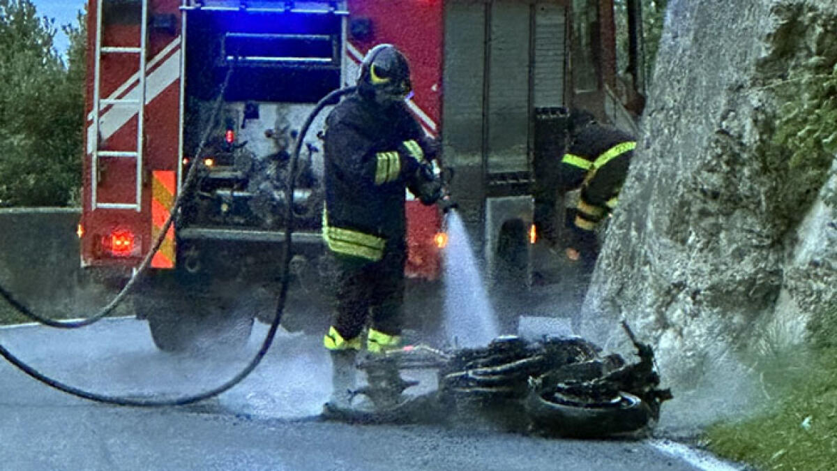 Si schianta con la moto, muore 42enne di Nocera - 
