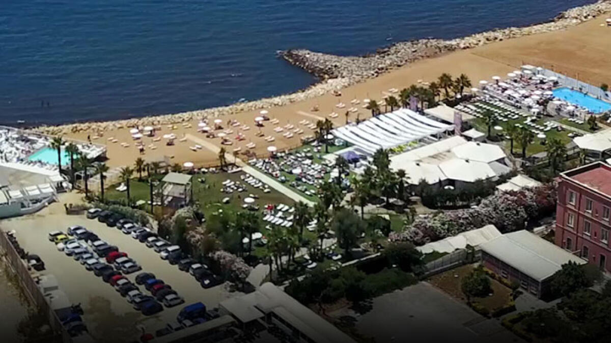 Due 15enni accoltellati, il questore chiude il noto "L'Arenile" - 