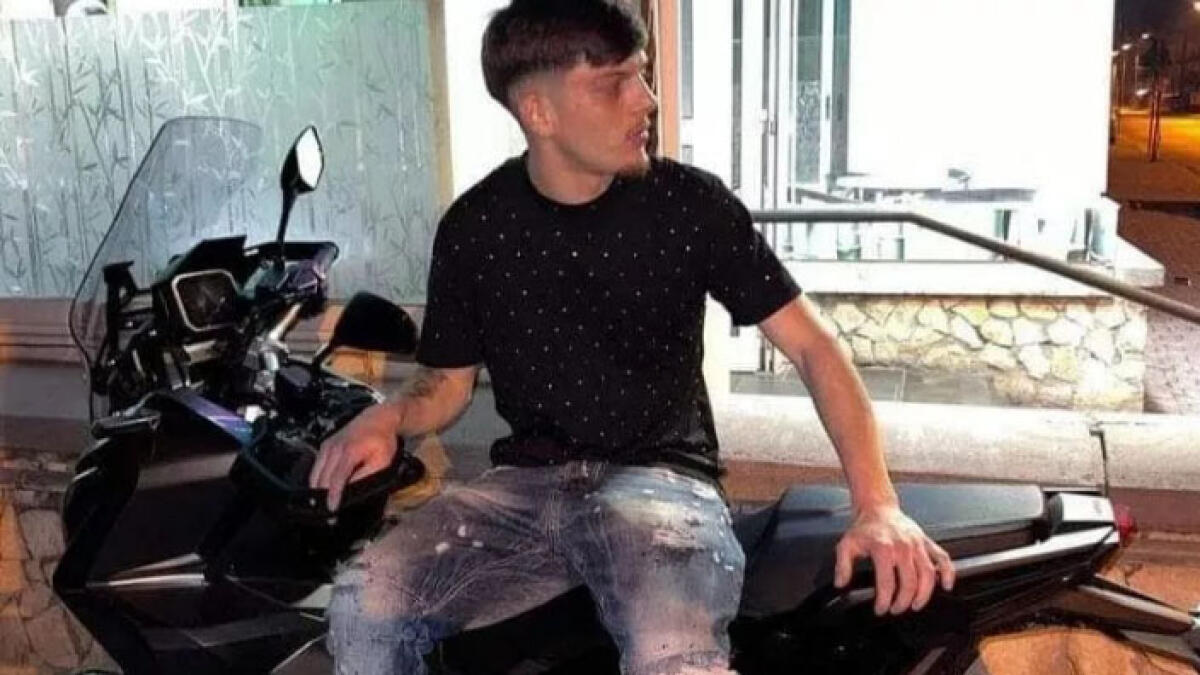 Salvatore di Boscoreale ucciso dall'auto di una ragazza senza patente - 