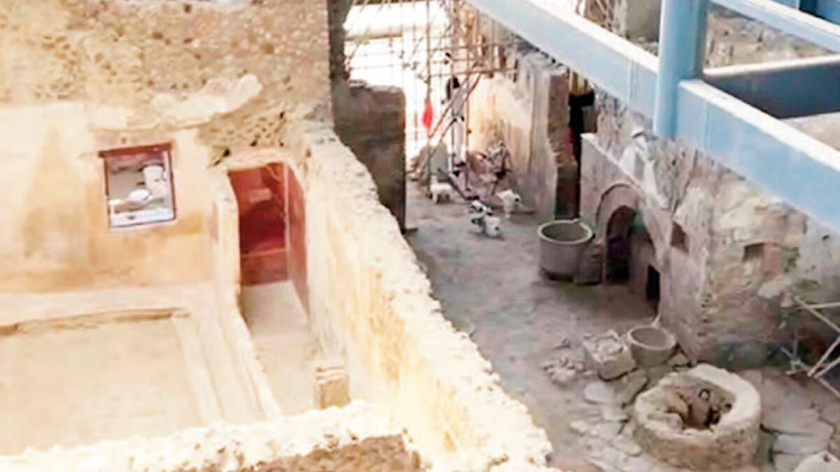 A Pompei apre l'insula dei casti amanti, ci sono i disegni dei bimbi di 2mila anni fa - 