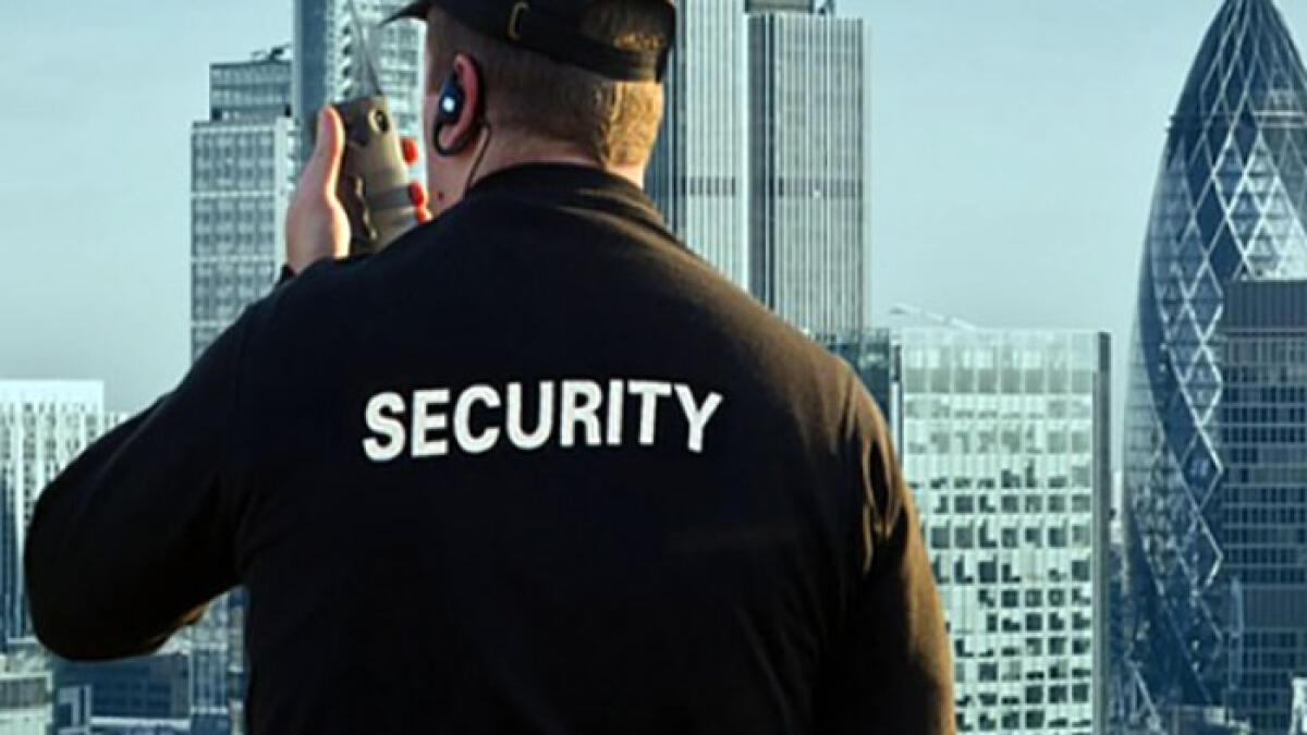 Vigilanti della Metro presi a fucilate - 