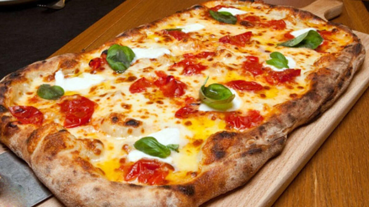 Pizzaiolo accoltella collega, vittima operata d'urgenza - 