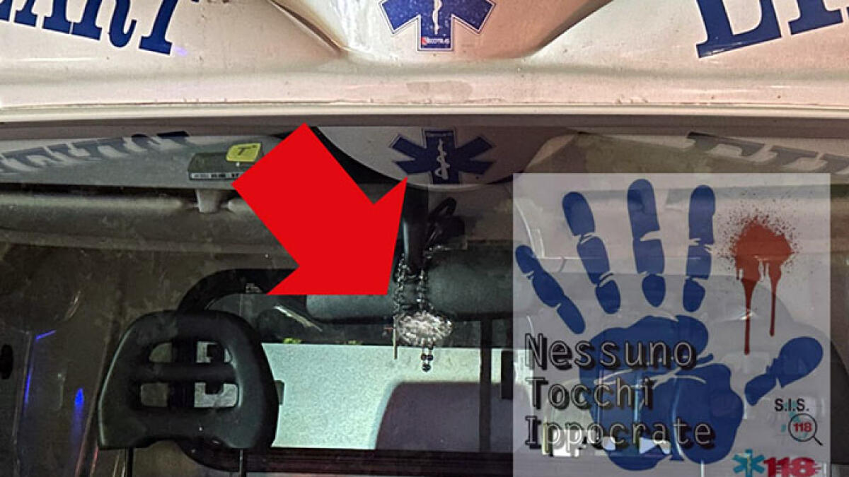 Assurda sassaiola contro un'ambulanza del 118 - 