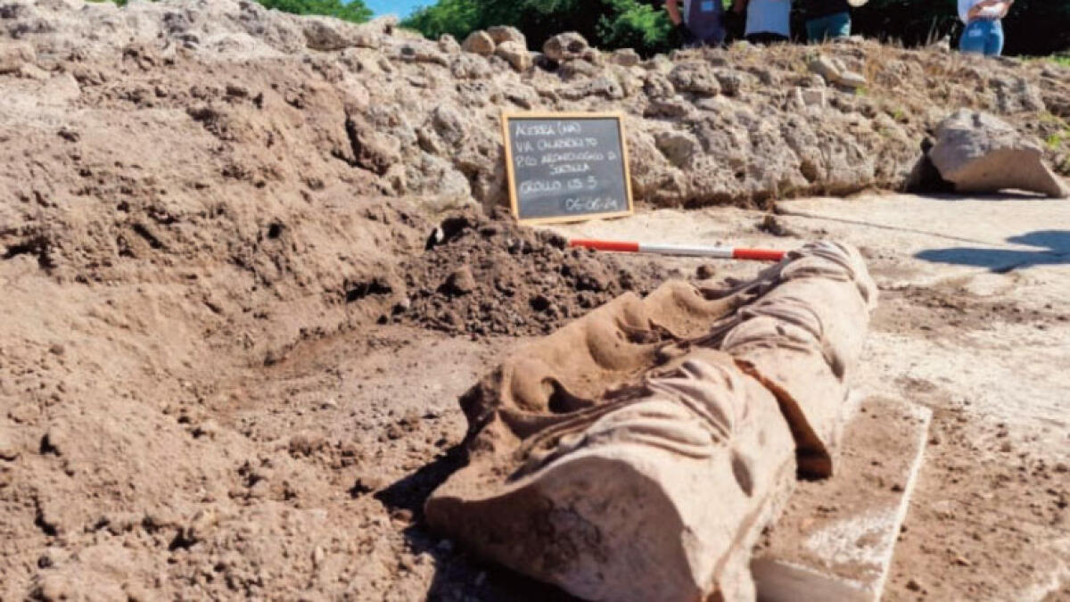 Scavi nel Napoletano, emerge un tempio di grosse dimensioni - 