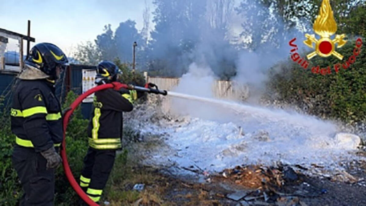 Terra dei Fuochi, sequestrati 100mila metri cubi di rifiuti - 