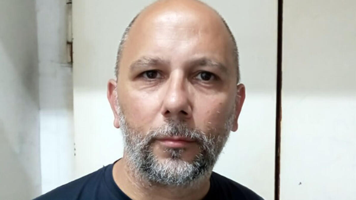 Paesi Vesuviani, consigliere minacciato e poi gli sputano contro - 