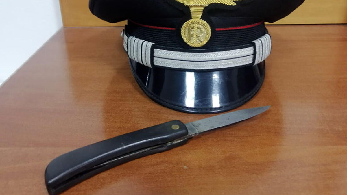 Sfregia il rivale, minore arrestato nei Paesi Vesuviani - 