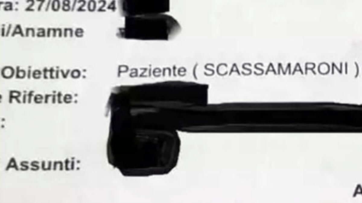 Sta male e va al pronto soccorso, il medico lo insulta sul referto - 