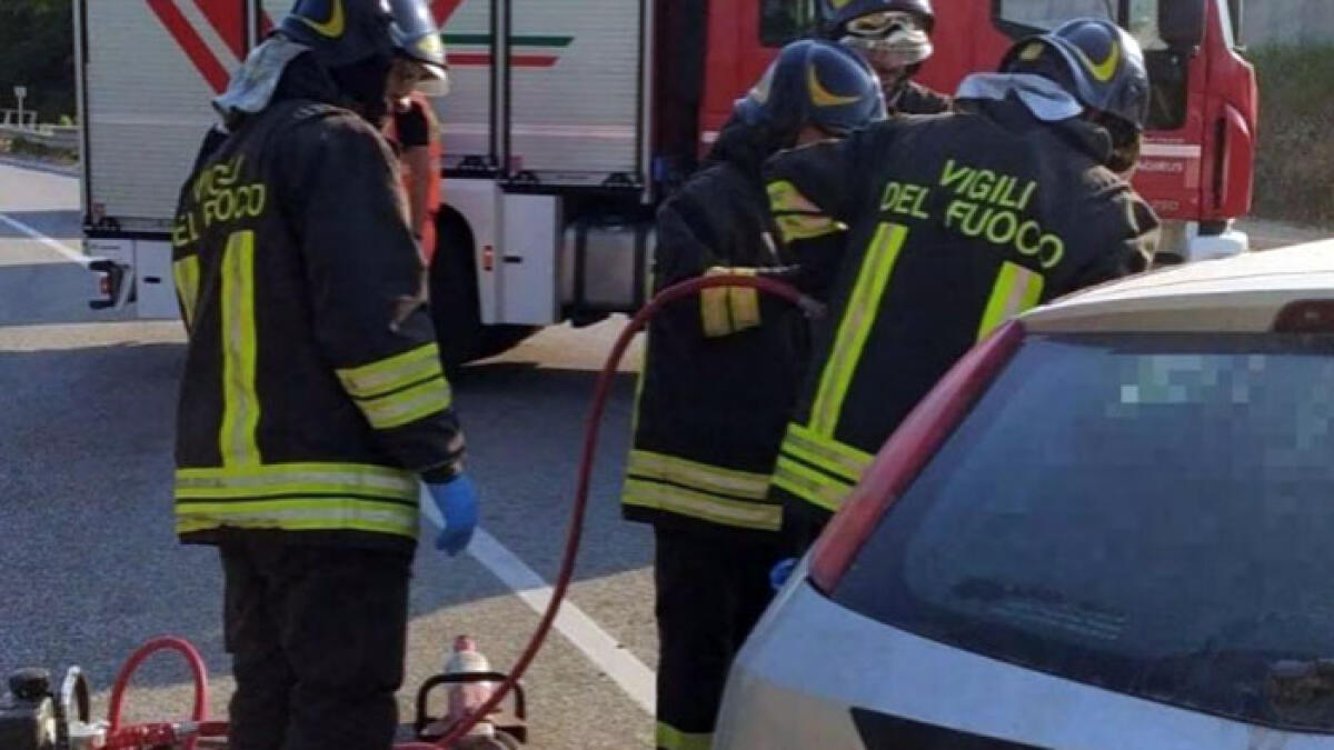 Incidente frontale, c'è una vittima - 