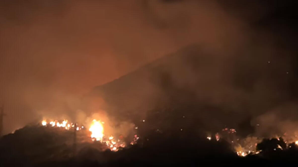 Notte da incubo, il Monte Solano brucia più forte - 