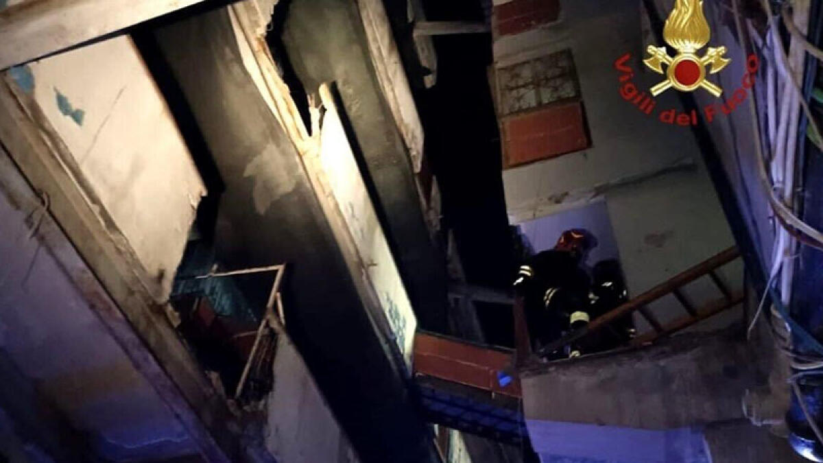 Crollo di Scampia, le bimbe sono tutte fuori pericolo - 