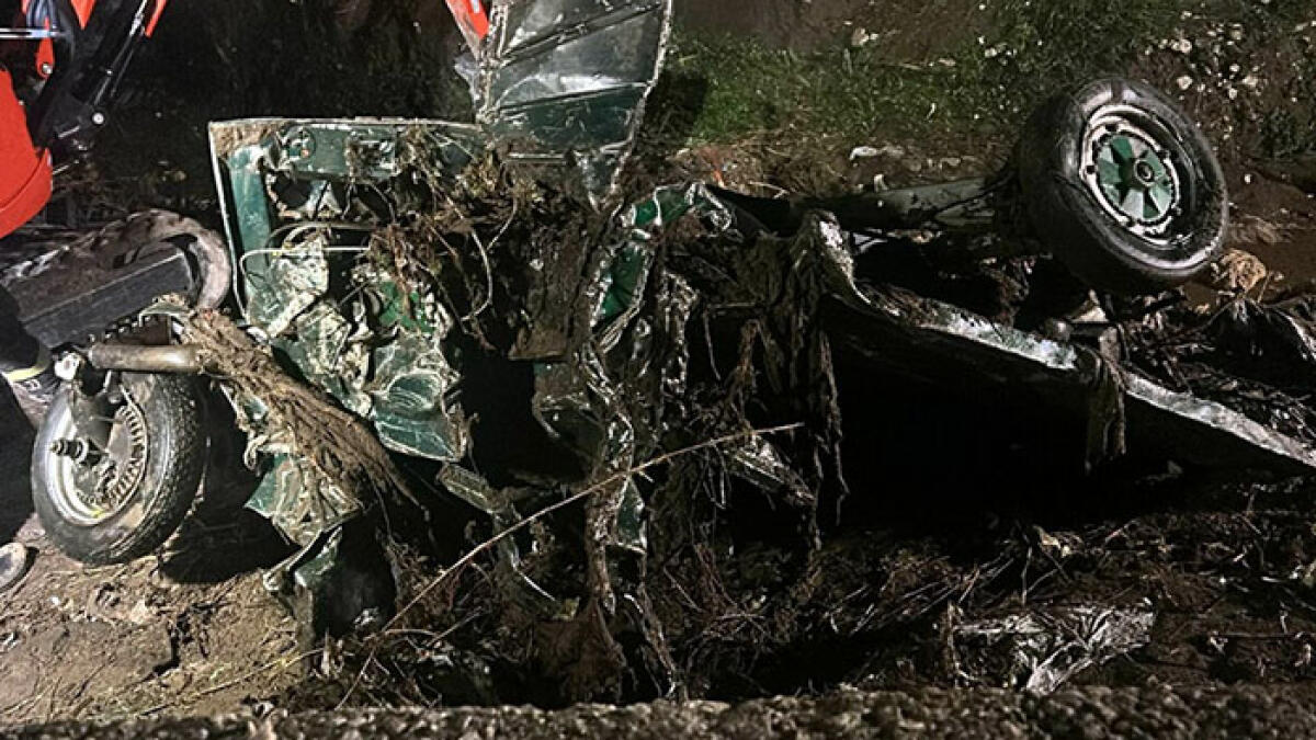 Maltempo, ritrovata nel fango l'Apecar di mamma e figlio dispersi - 