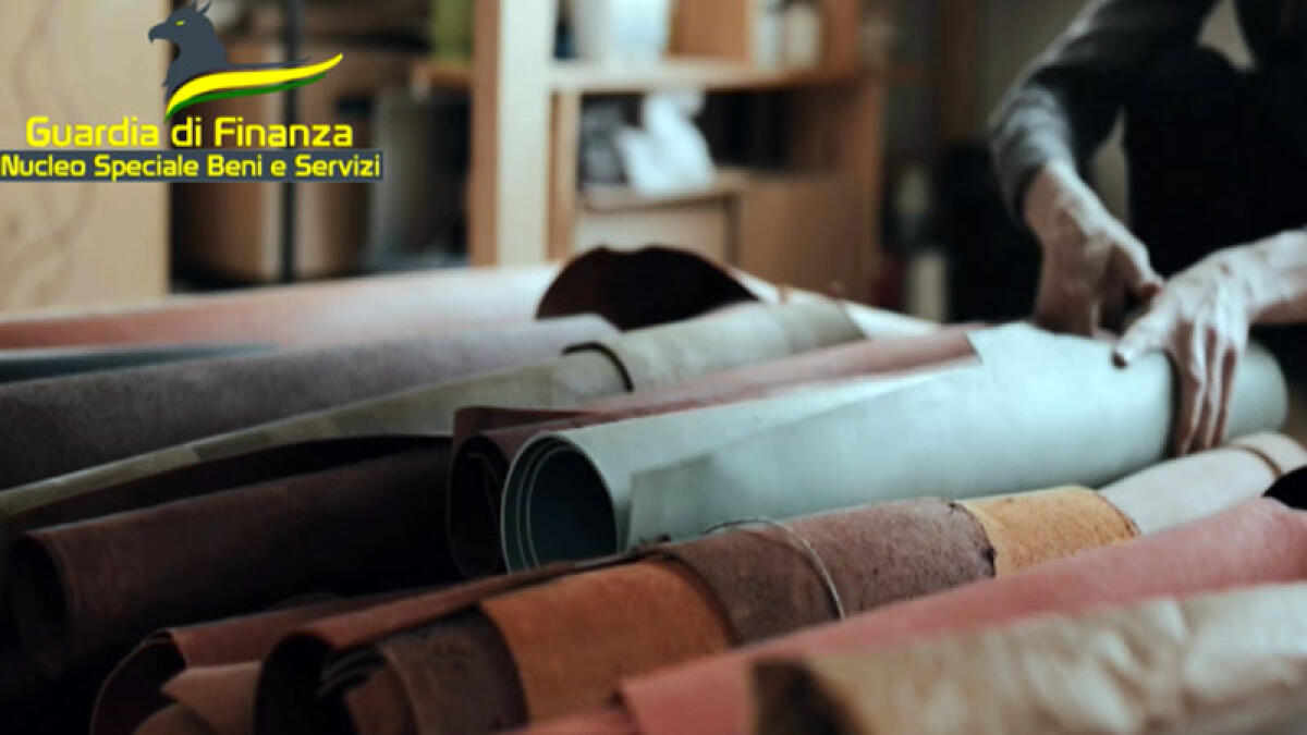 Sequestrati 37mila costosi prodotti in "finta vera pelle" e in "finto vero cuoio" - 