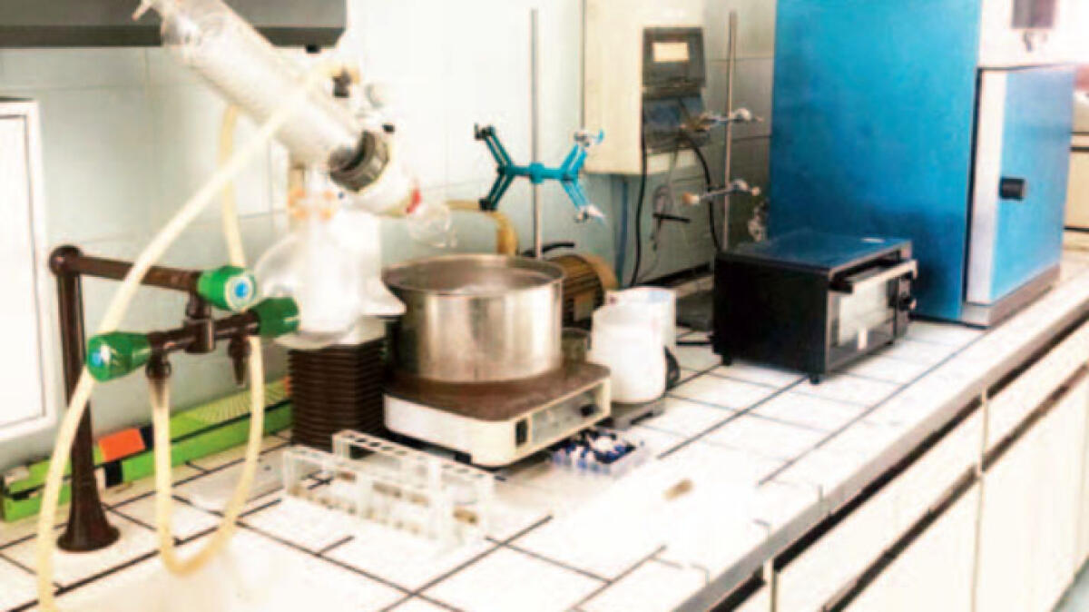 Scoperto un laboratorio della droga - 