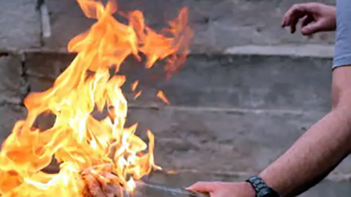 Molotov contro i mezzi da lavoro, imprenditore minacciato - 