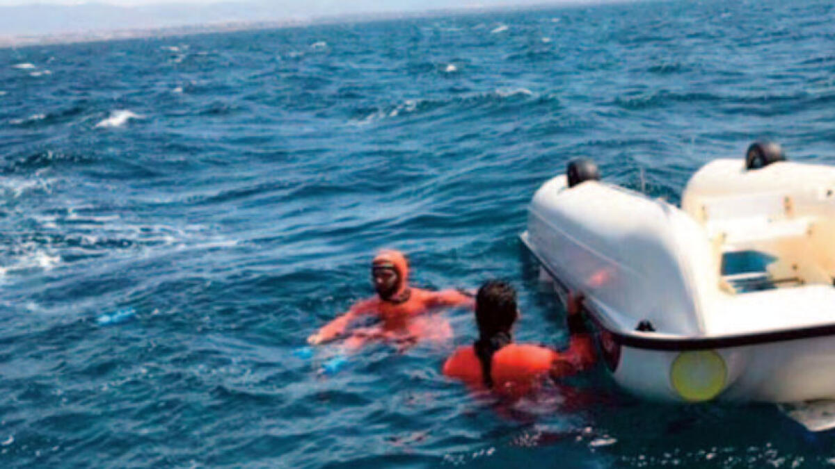 Un 19enne picchiato e gettato in mare con le mani legate - 