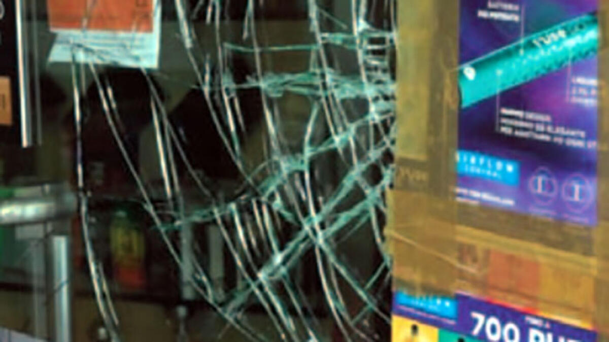 Svaligiato tabaccaio, portate via 12mila euro di sigarette - 