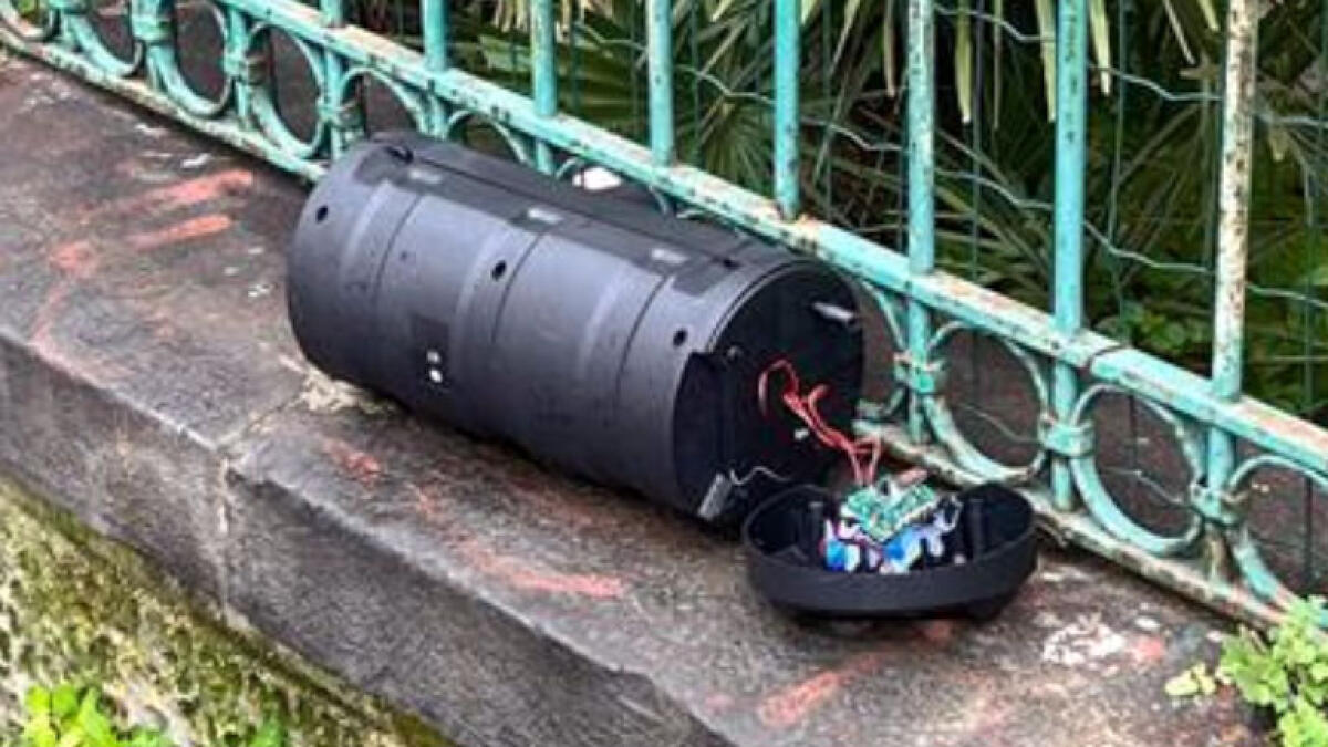 Allarme bomba davanti alla Metro, fatto brillare l'oggetto - 