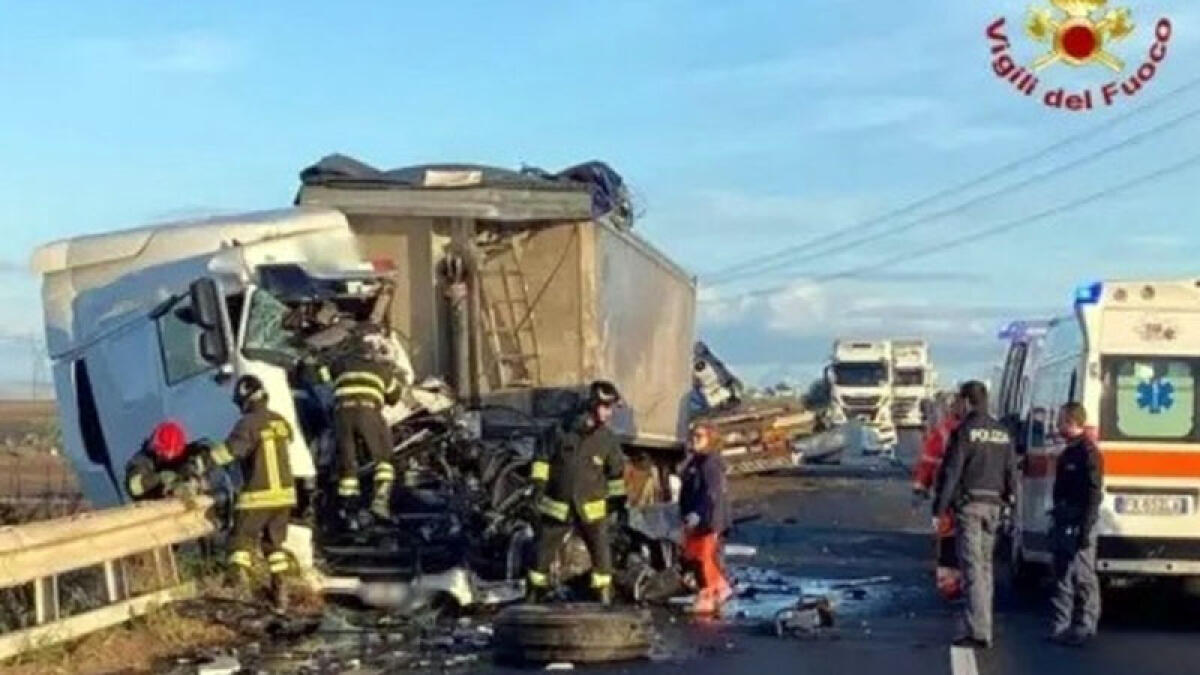 Incidente tra camion, due morti - 