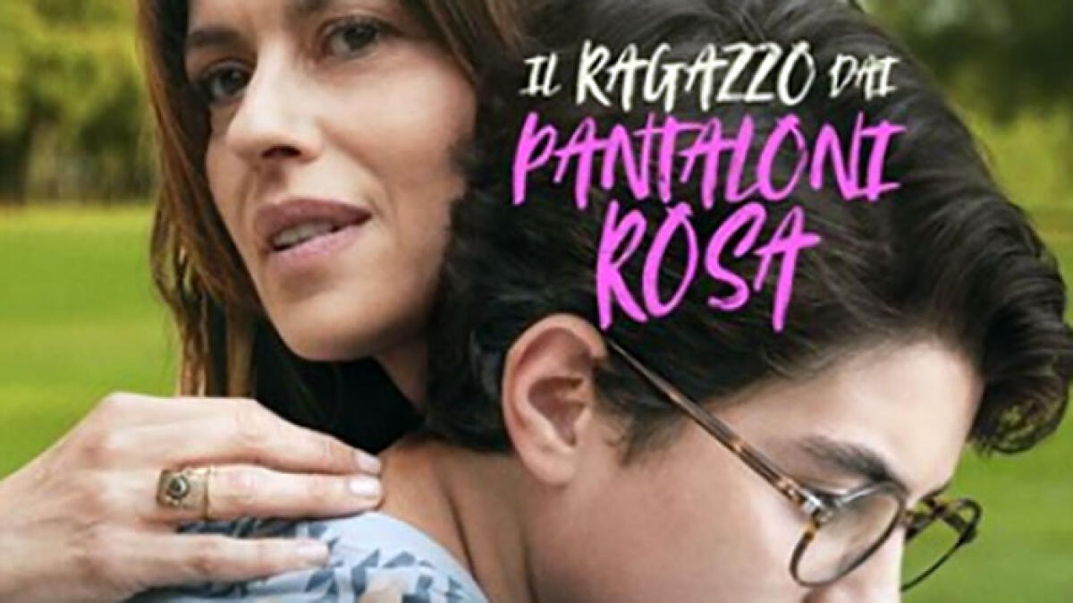 "Il ragazzo dai pantaloni rosa", oggi e domani la mamma di Andrea è a Nola - 