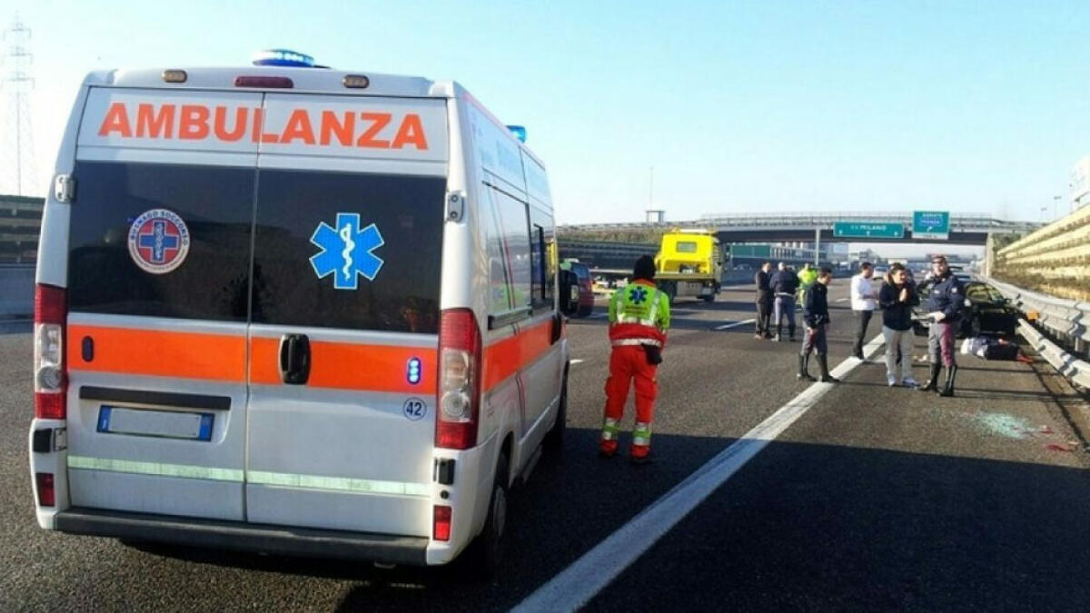 Incidente in Tangenziale, 10 costole fratturate per una 26enne di Ottaviano - 