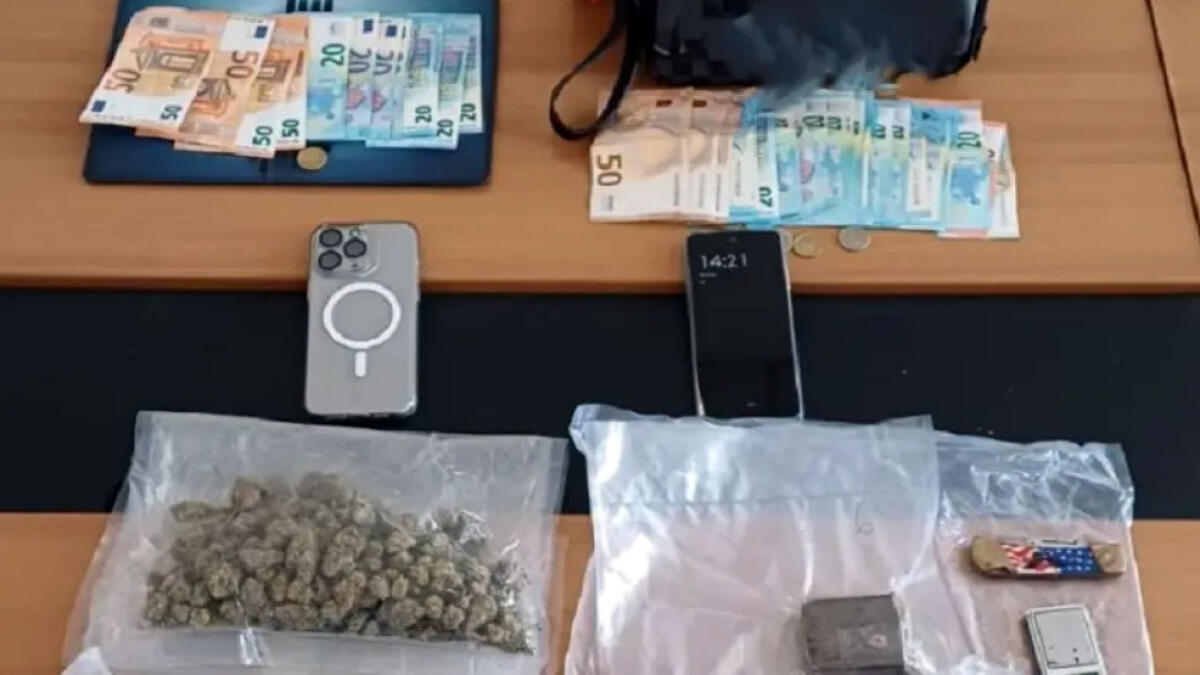 "Nonna, butta i peluche con la droga" - 