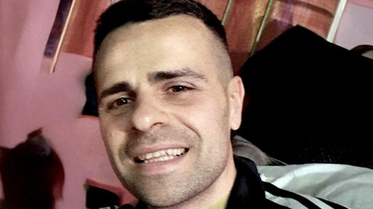 Padre di tre figli schiacciato dal muletto, la vittima è Pompeo - 