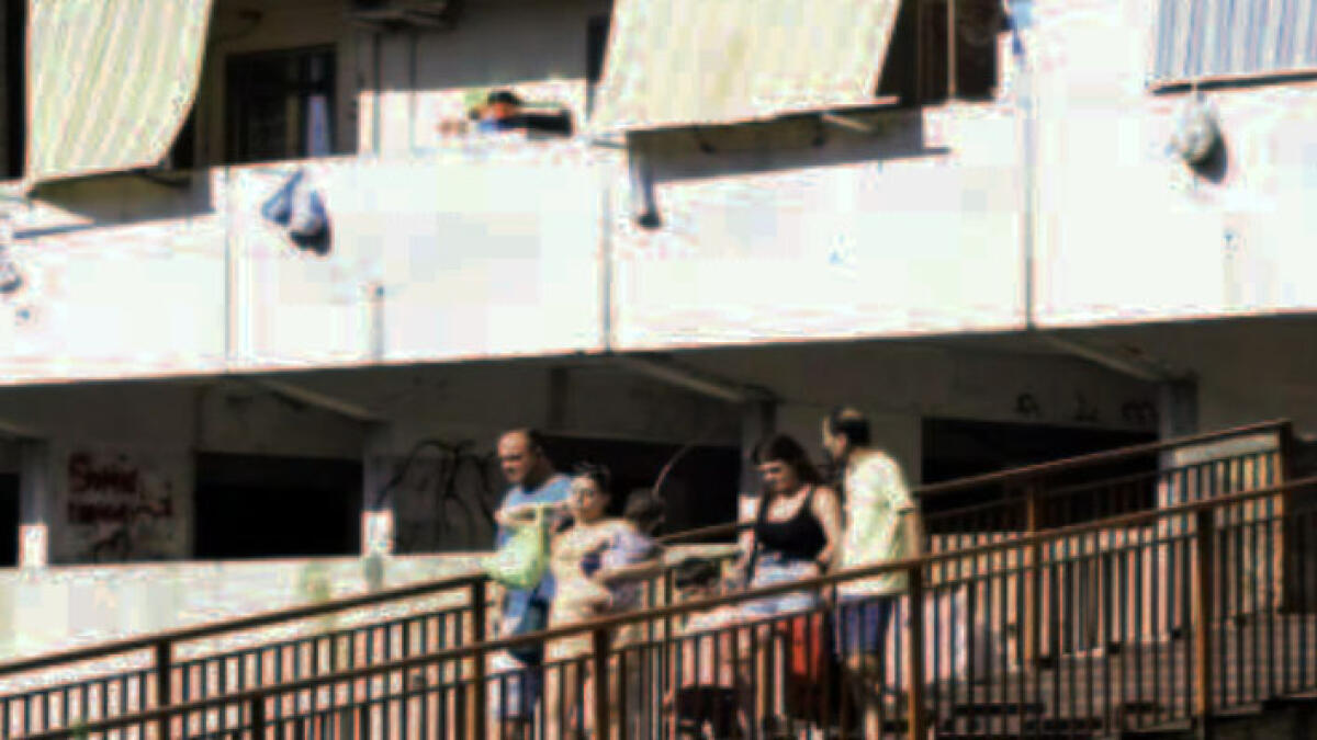 Scampia, sgomberata la Vela Gialla - 