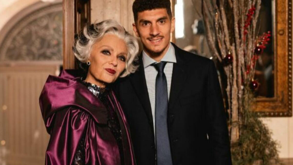 Capitan Di Lorenzo e Nino D'Angelo nella nuova serie Disney - 