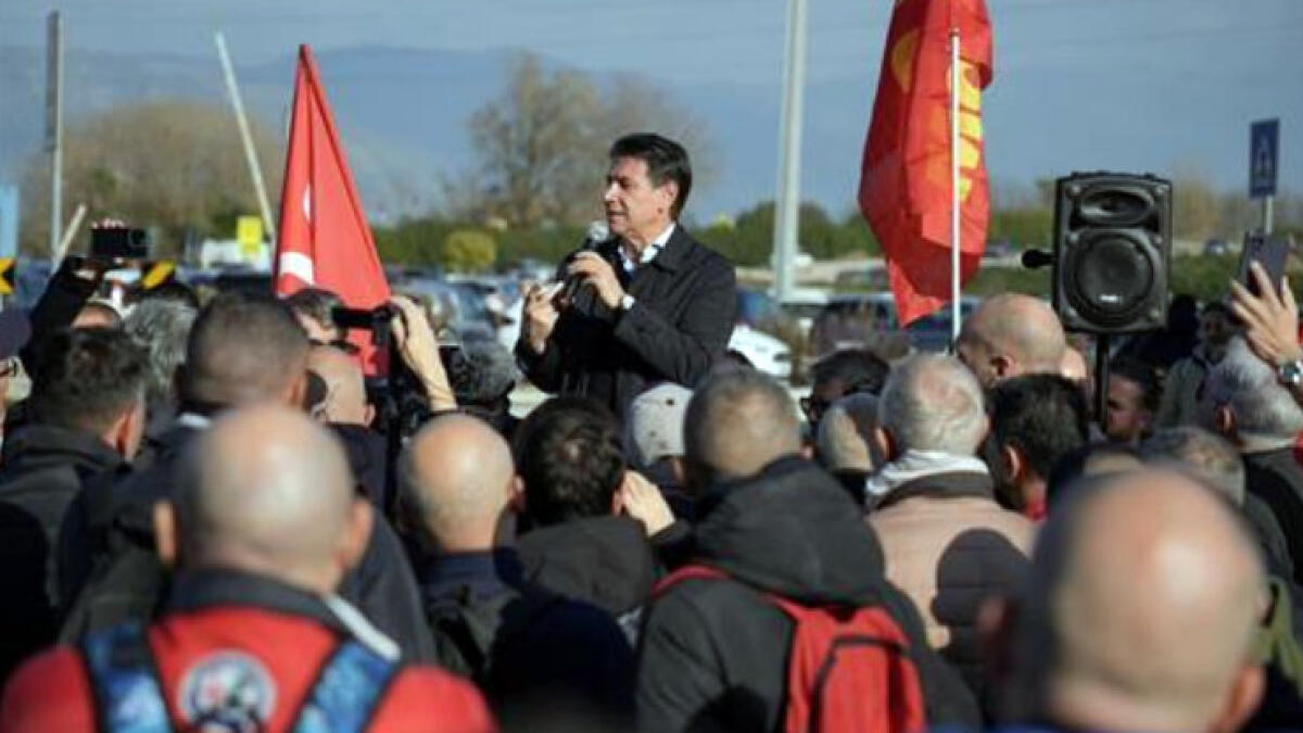 Lavoratori a rischio a Pomigliano: è il giorno della protesta e dei politici - 