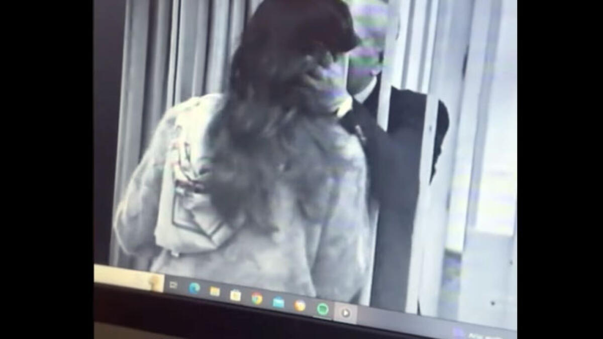 La figlia di Cutolo si lancia sui social ed esalta il padre - 