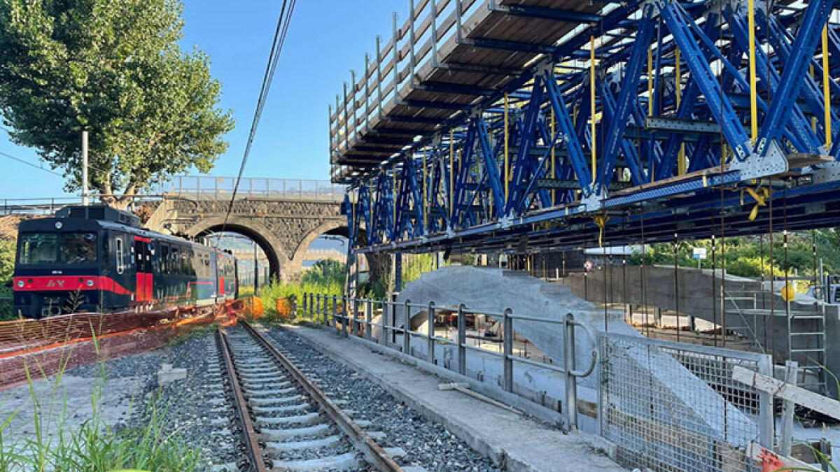 Circumvesuviana, oggi su Rai5 un viaggio sui treni e sui percorsi - 