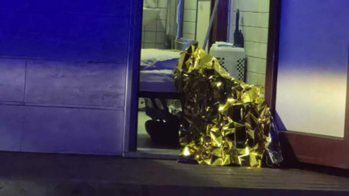 Corpo senza vita nel distributore di carburante - 