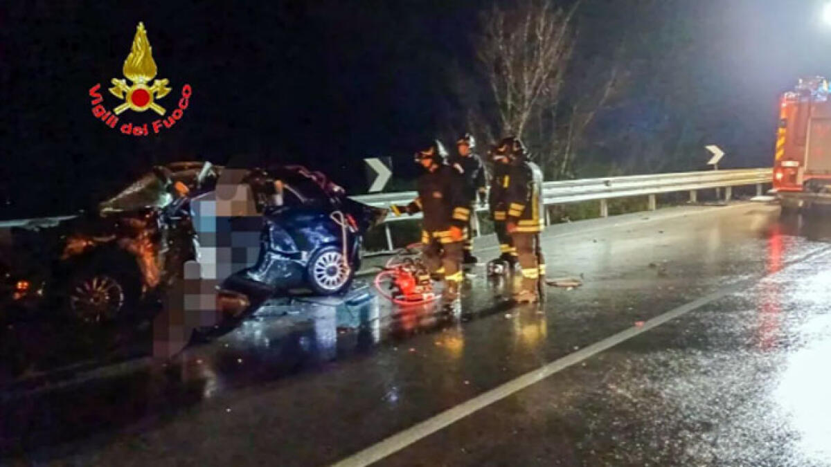 Auto contro camion sulla Statale - 