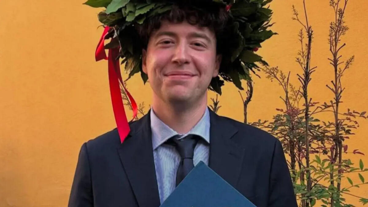 Tragedia alla convention di Forza Italia, Palmegiani si lancia nel vuoto - 