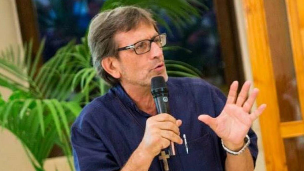 Striano, festa del Tricolore italiano con don Aniello Manganiello - 