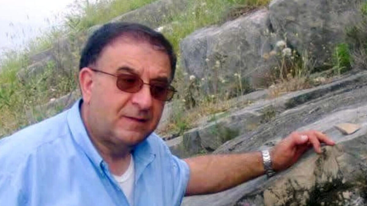 Il prof muore mentre è in gita con gli alunni - 