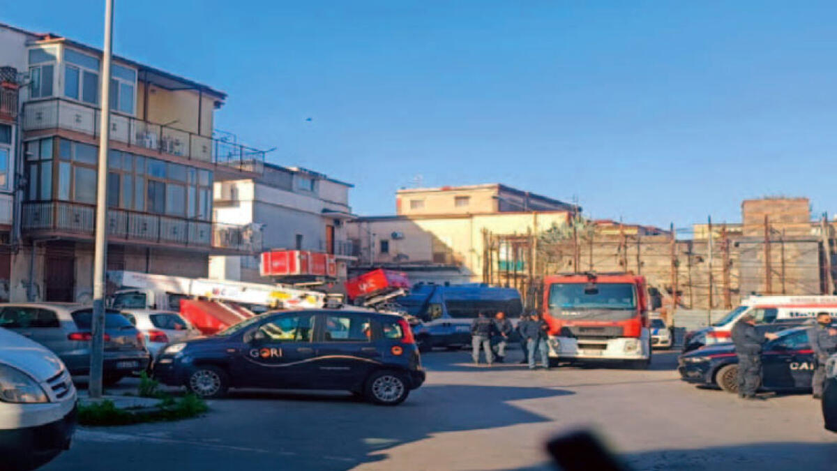 Sgomberata l'ex scuola vesuviana occupata da 45 anni - 