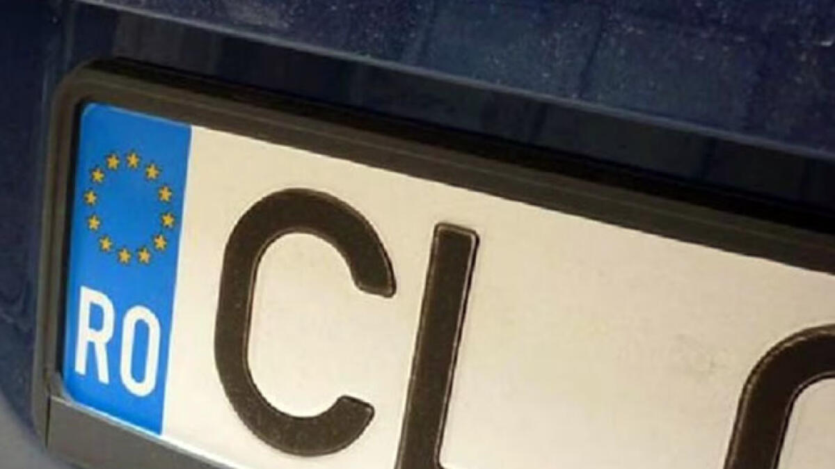 Noleggio auto ma con targhe straniere, scatta il blitz - 