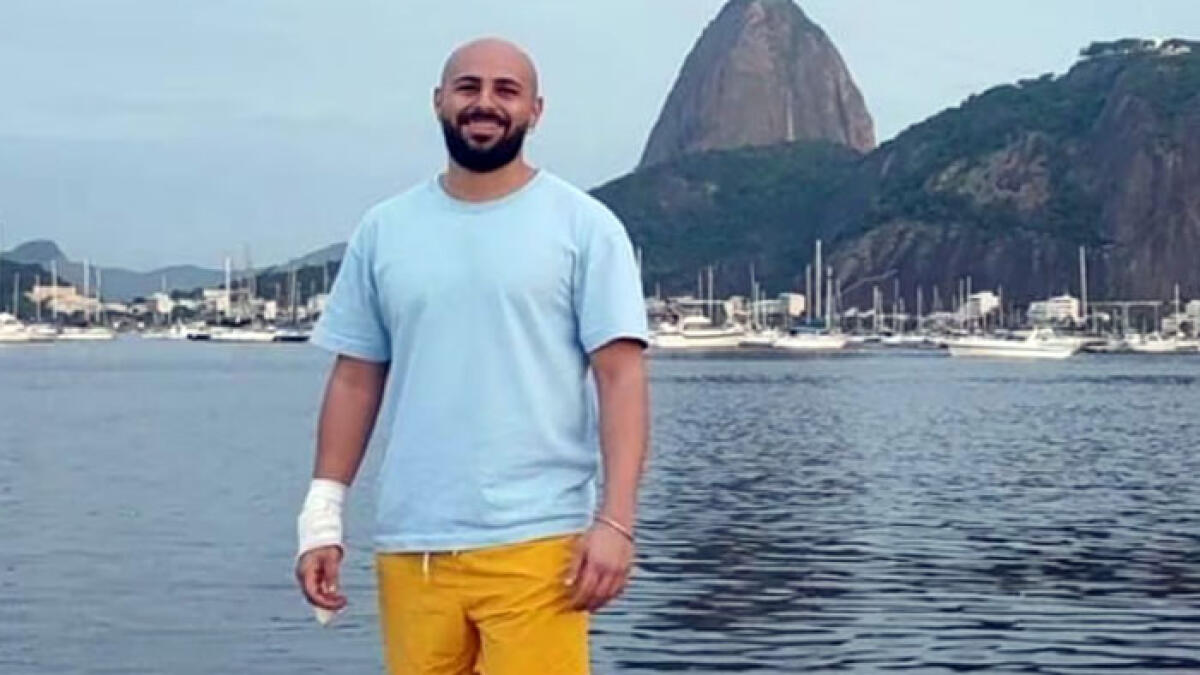 Si schianta contro un palo e muore a 30 anni - 