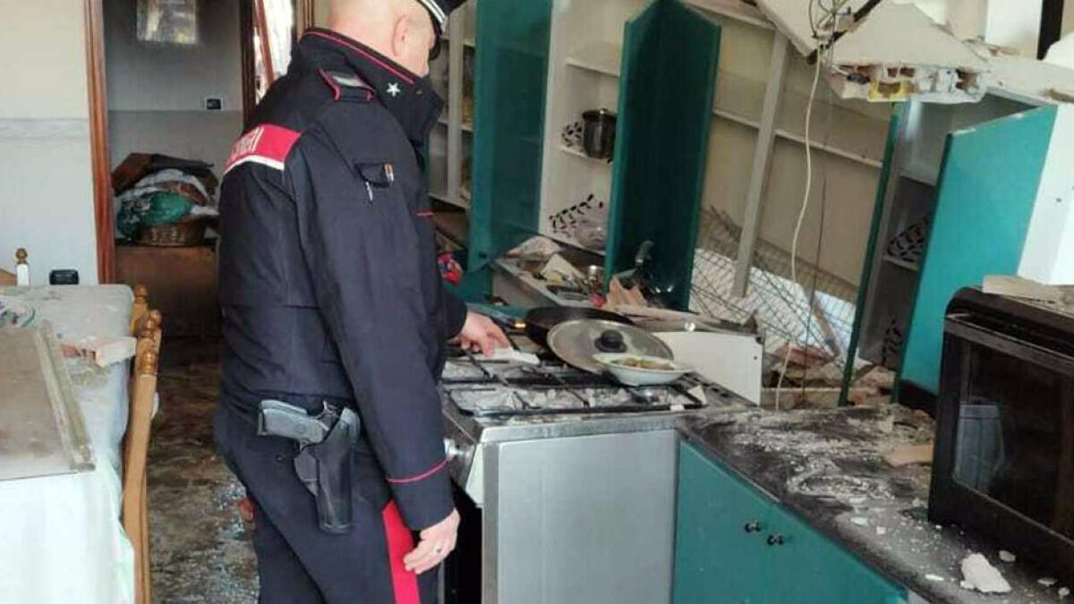 Esplode bombola di gas, due feriti gravi - 