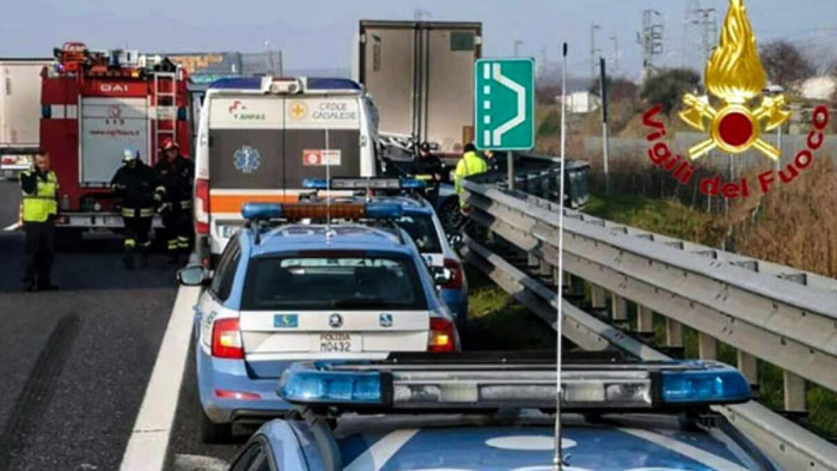 Incidente sulla Statale vesuviana, auto perde gpl e si scatena il panico - 