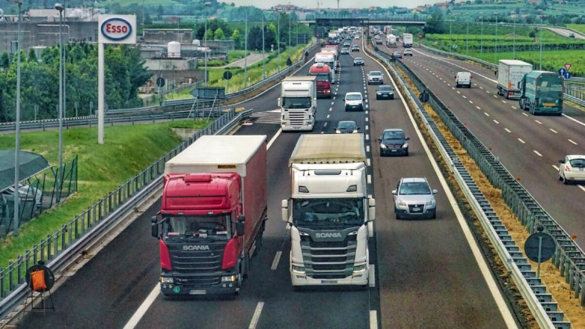 Sciopero immediato dei tir, rischio blocchi delle consegne - 