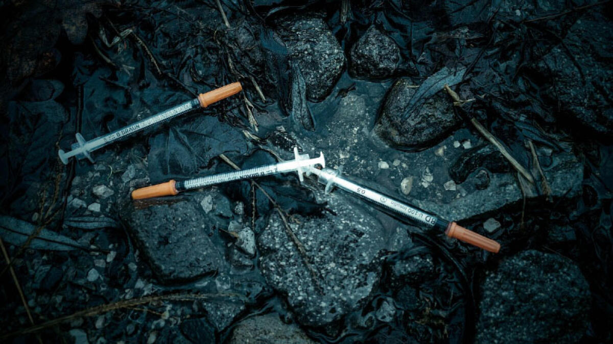 Armata di siringa aggredisce i clienti del supermercato - 