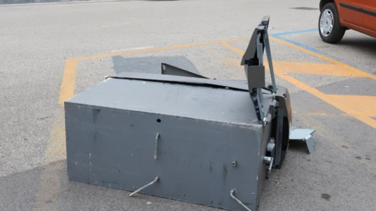 "Colpo" in banca, poi perdono la cassaforte nella fuga - 